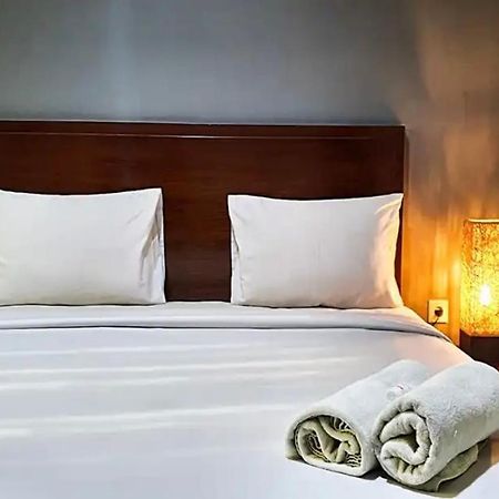 N1 Hotel Tanah Abang Джакарта Экстерьер фото